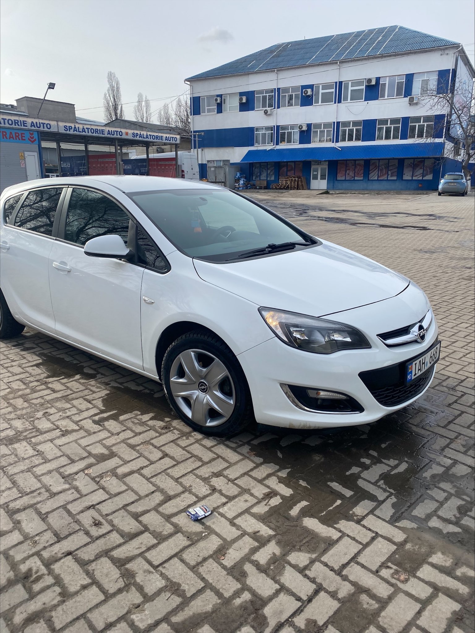 9188EE08-211D-433E-BBC3-235EA307215B