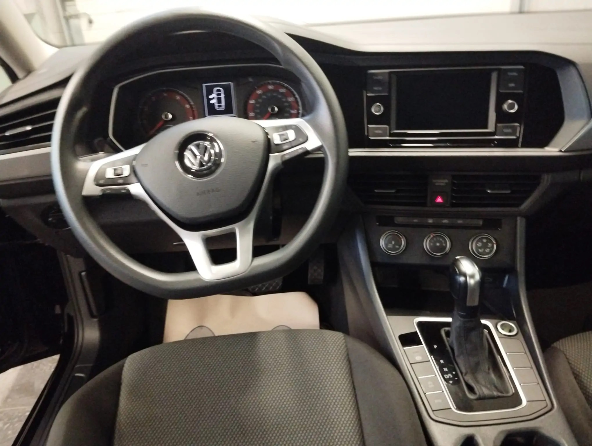 chirie-auto-chisinau-jetta-1 kopyası
